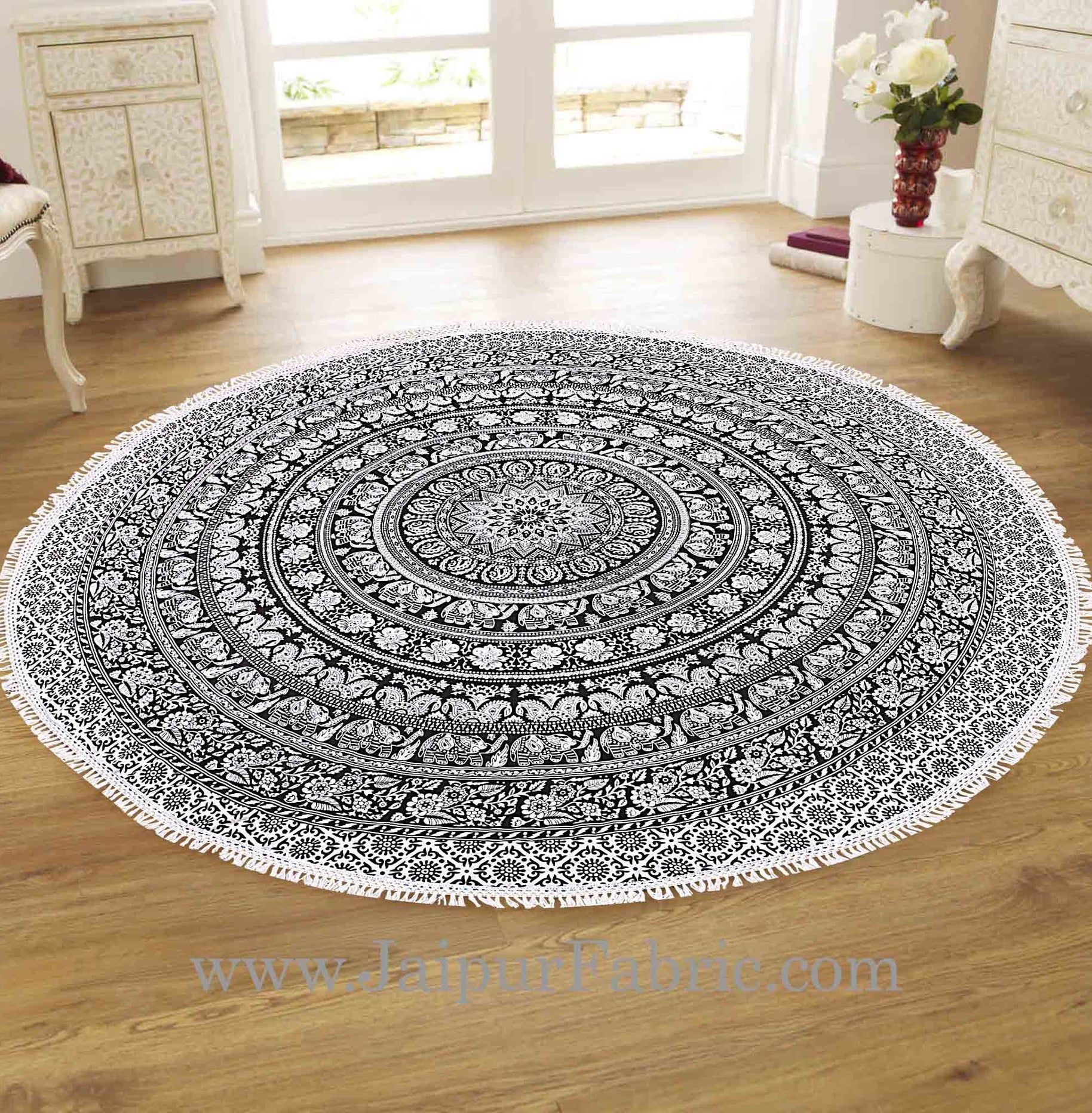 Black and White Floral And Rangoli Roundies