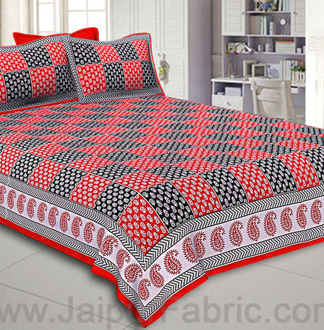 Double Bedsheet Red And White  Fine Cotton Checkerd Design