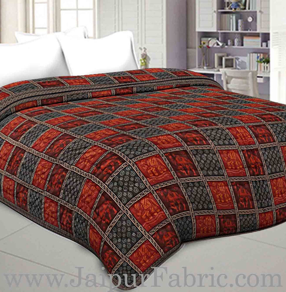 Double Bed Quilt Check & Dabu With Elephant And Camel Print Cotton (Multicolour)