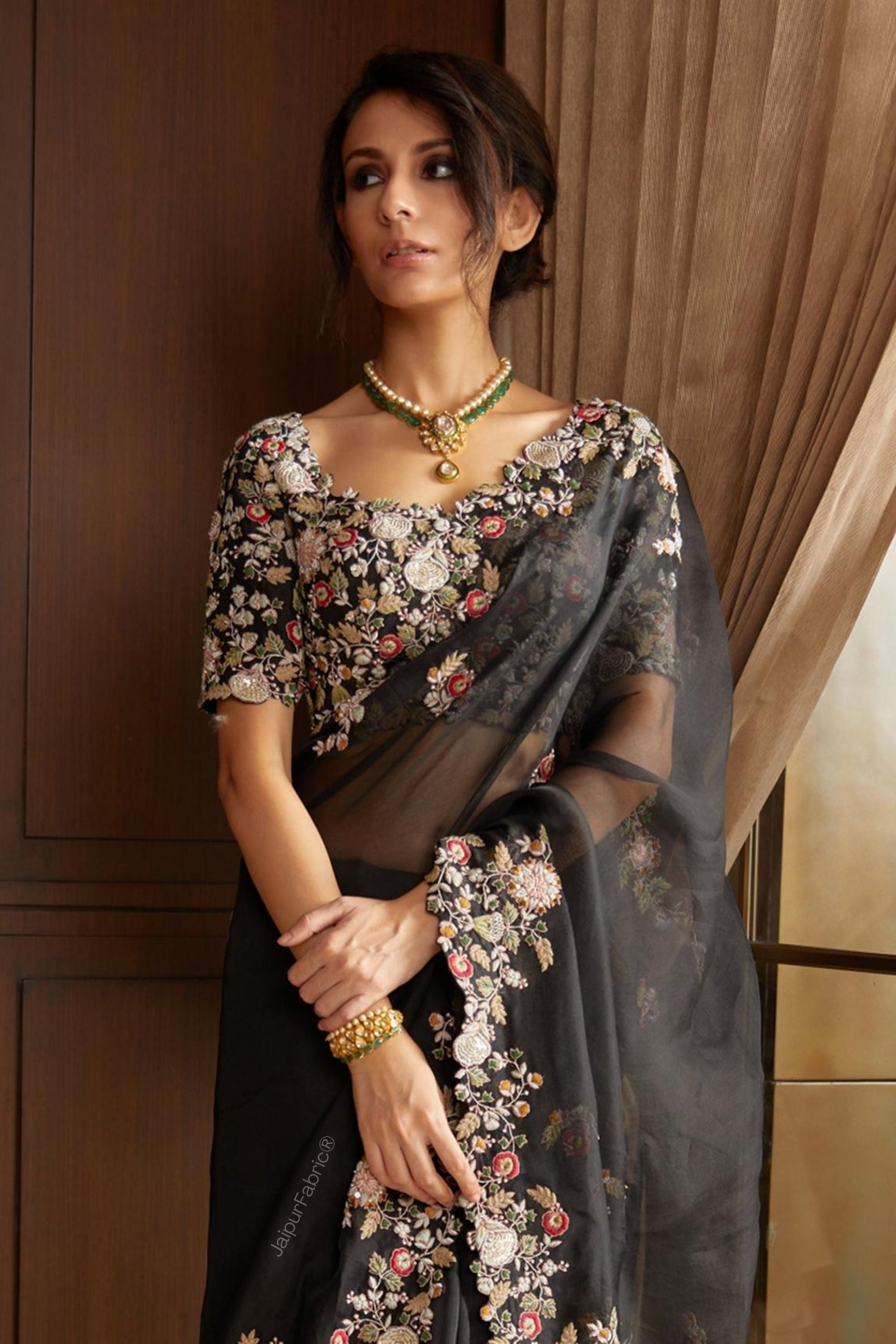 Black Georgette Saree With Blouse Piece