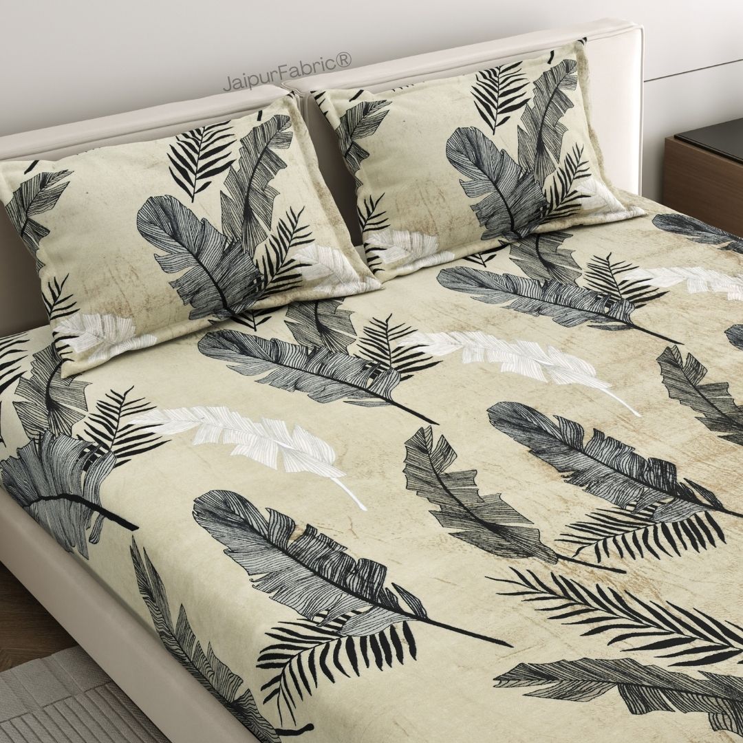 Serene Banana Leaf Print Winter Comfort Woolen Double Bedsheet