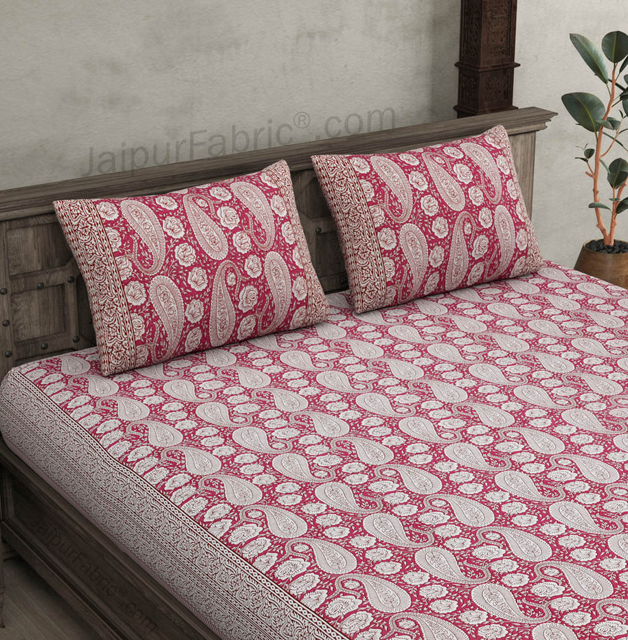 Beautiful Pink Artistic Paisley Double Bedsheet