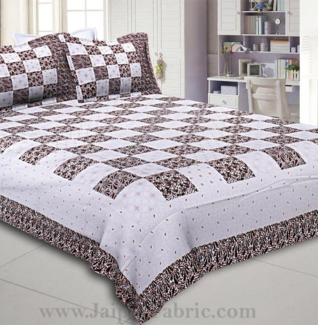 Double Bedsheet Checkered Chocolate Golden Print