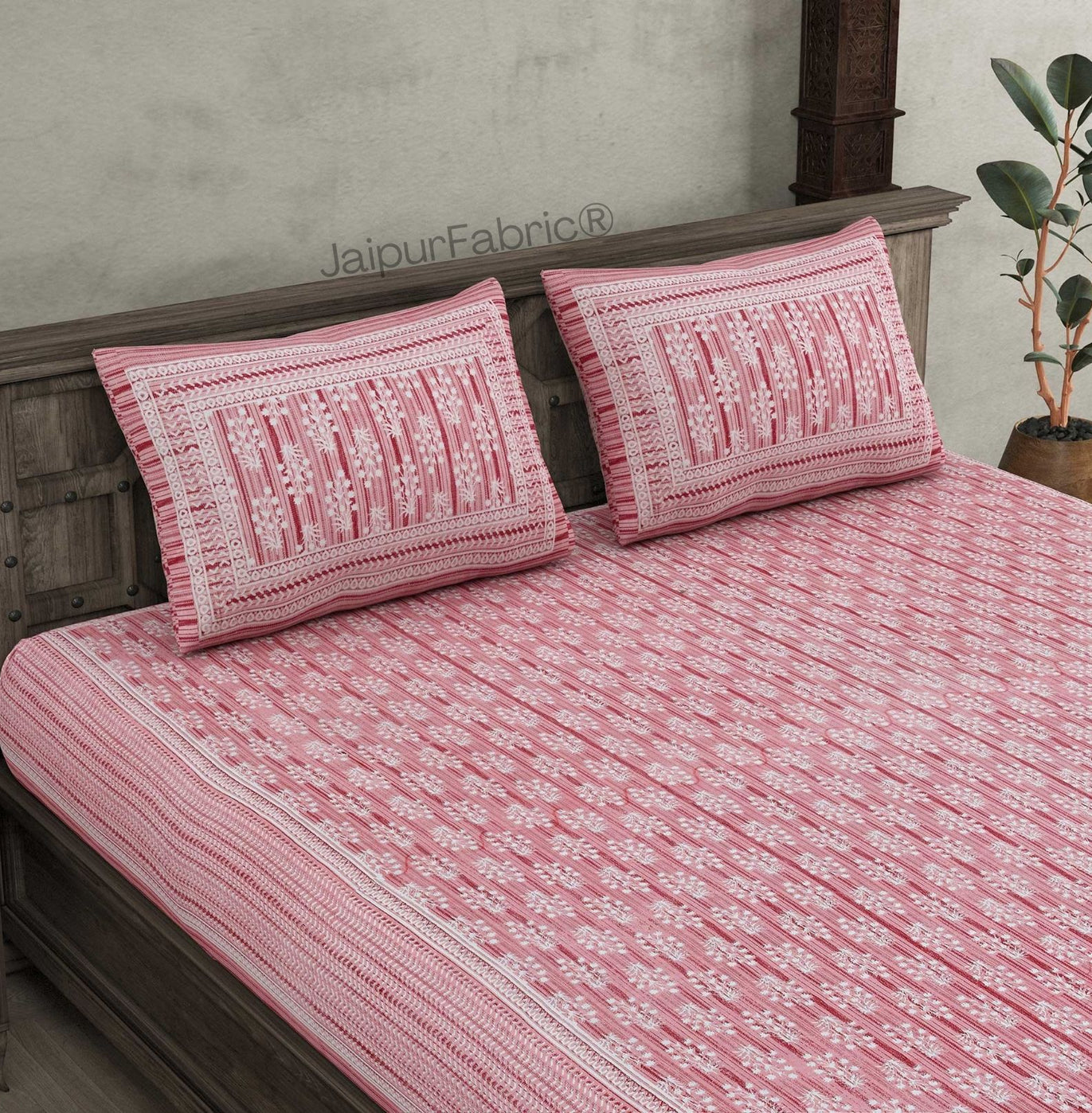 Verdant Wizard Pink Pure Cotton Double Bedsheet