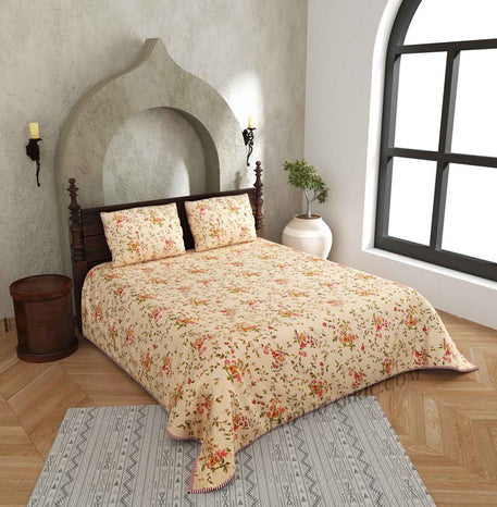 A Regal Glimpse Pure Cotton Reversible Quilted Bedcover with Pillowcases