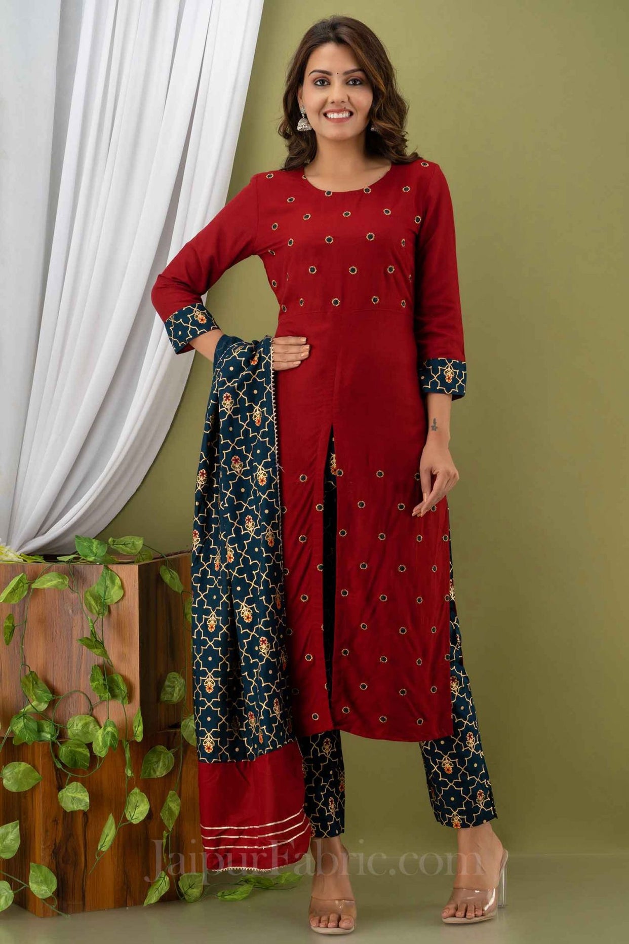 Women Red Cotton Round Neck Kurta wth Pant & Dupatta