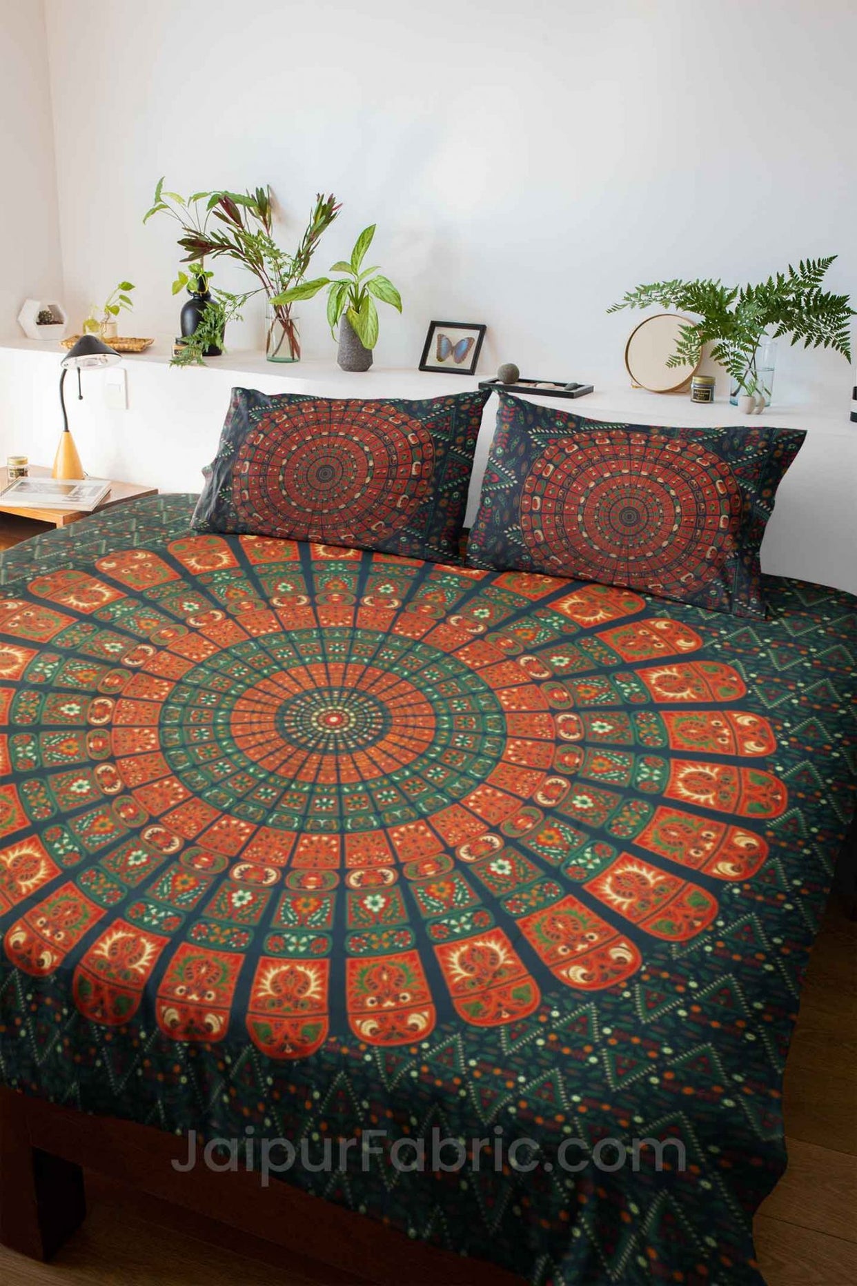 Pure Cotton Green Mandala Zig Zag Print King Size Double Bedsheet With 2 Pillow Covers