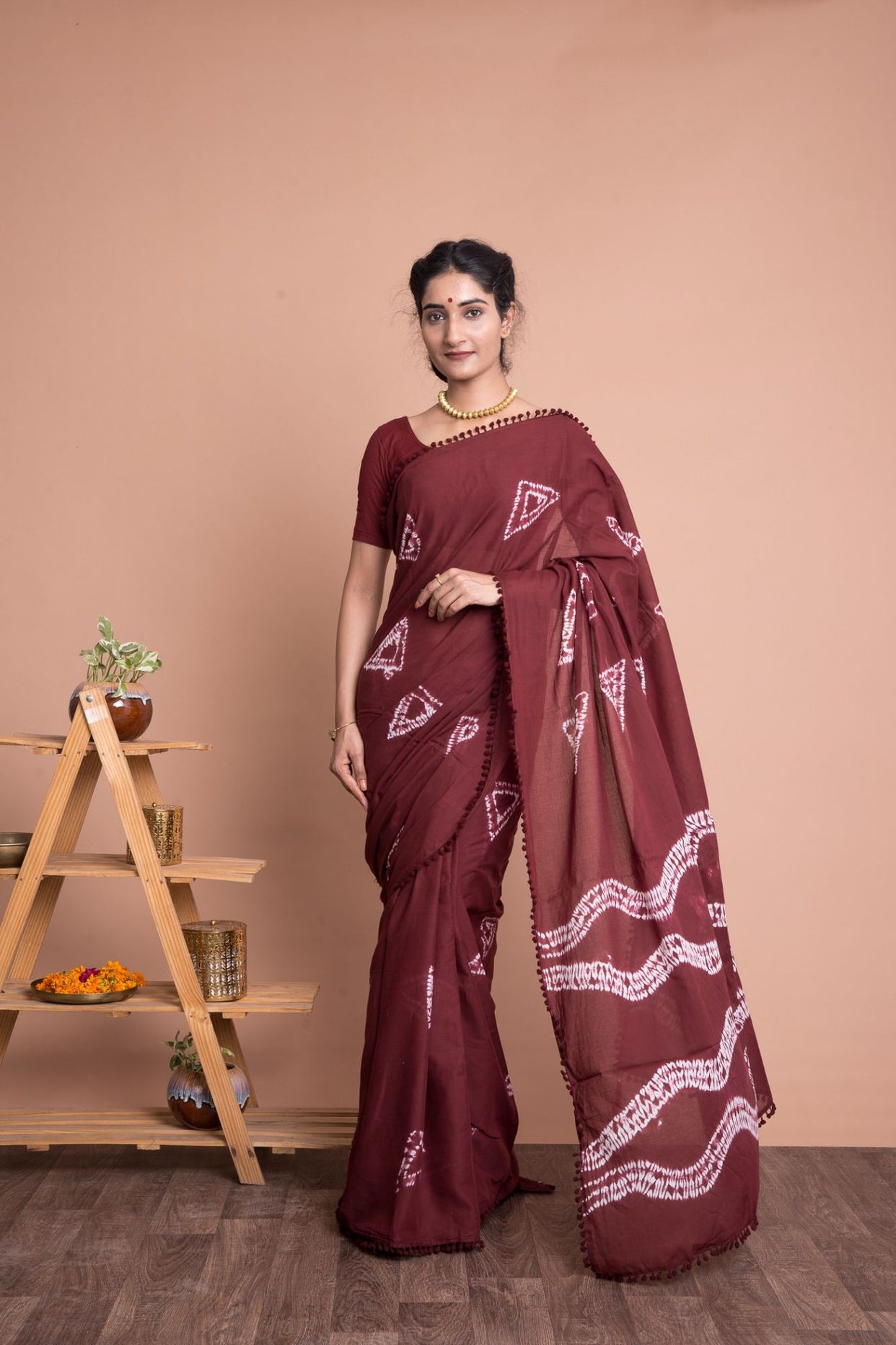 Pom-Pom Shibori Geometric Print Cotton Mulmul Saree with Unstitched Blouse - Maroon